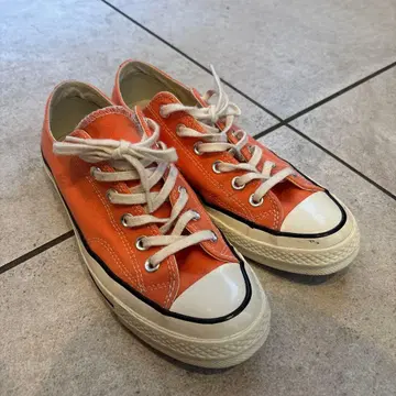 Converse Chuck Taylor 오렌지 스니커즈
