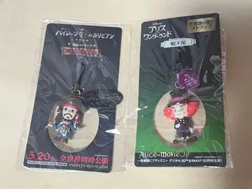 캐리비안의 해적 이상한 나라의 앨리스 조니 뎁