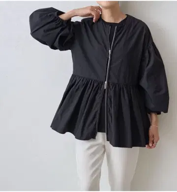 새상품 BEARDSLEY 페플럼 지퍼 셔츠 블루종