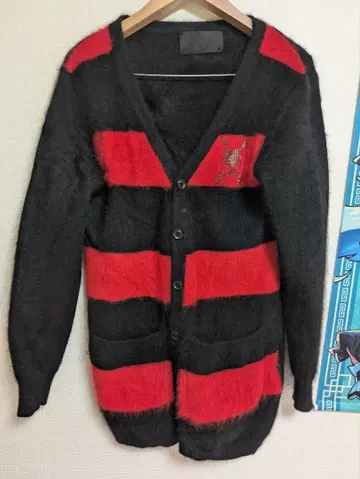 roen 블랙 레드 스트라이프 스컬 자수 가디건