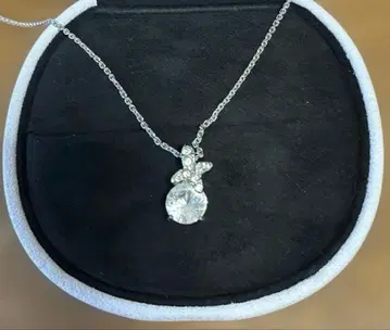 스와로브스키 목걸이