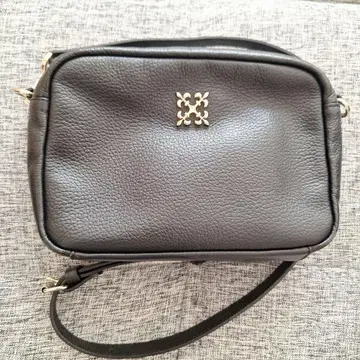 Russet 블랙 가죽 숄더백