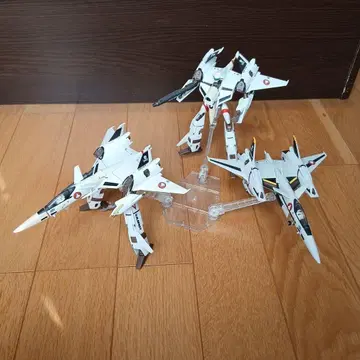 마크로스 발키리 화이트