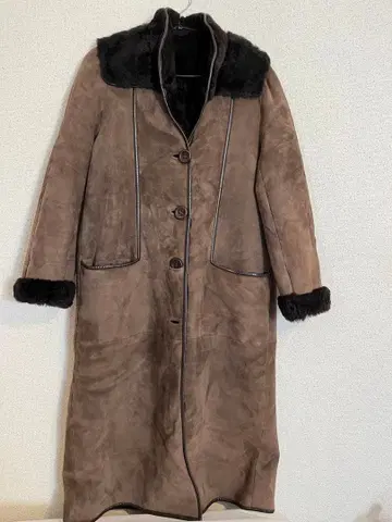 브라운 무스탕 롱 코트