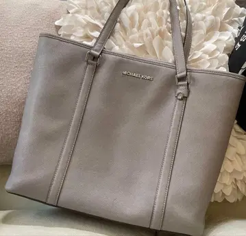 마이클코어스 토트백 그레이 가방 출퇴근 KORS MICHAEL