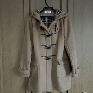 베이지 더플 코트 후드 부착