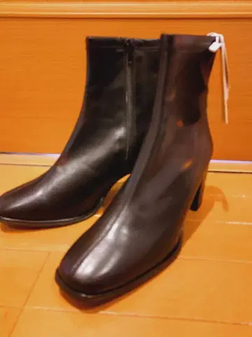 스퀘어토우 센터심 스트레치 부츠