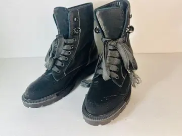 블랙 스웨이드 부츠