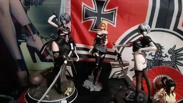 NieR:Automata와 드래곤볼 피규어 세트