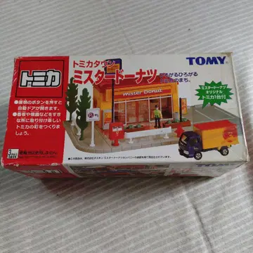 토미카 타운 미스터 도넛 (이스즈 엘프 1대 포함)