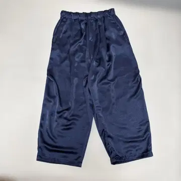 미즈이로 인드 새틴 와이드 팬츠 사이즈 2