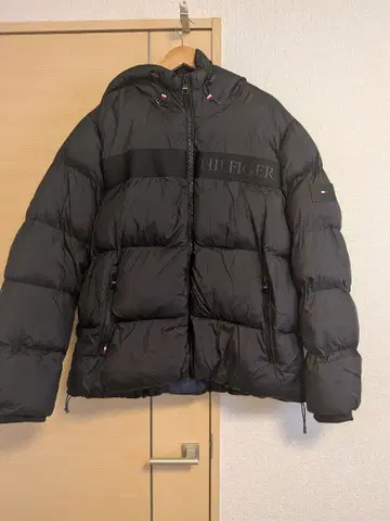 TOMMY HILFIGER 블랙 다운 자켓 xl