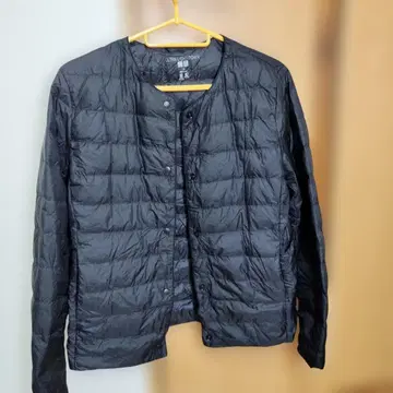 유니클로 울트라 라이트 다운 컴팩트 자켓 M 블랙 수납 봉투 포함