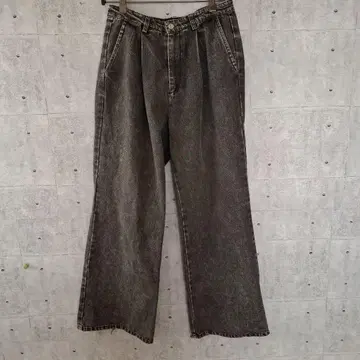 Casper John 플레어 밑단 데미지 청바지