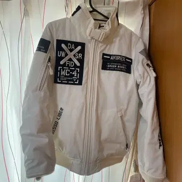 AVIREX MA-1 플라이트 자켓 HALO 화이트 컬러
