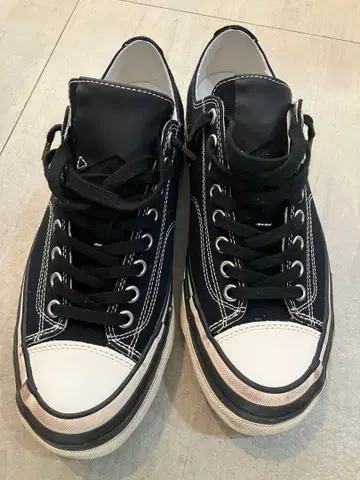 블랙 캔버스 로우컷 스니커즈 41