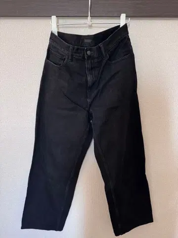 UNIQLO 유니클로 와이드 스트레이트 청바지 다크 그레이 31인치