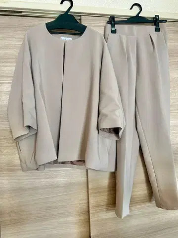 에레스타일 요즘 수트 베이지 Ehre style