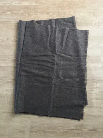 유니클로 캐시미어 블렌드 스톨 브라운