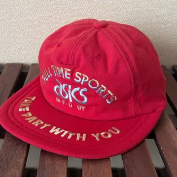 90s 아식스 레드 캡 자수 로고 포함 M 사이즈
