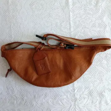 guardant 가더던트 숄더백 하프문 바닥 확장