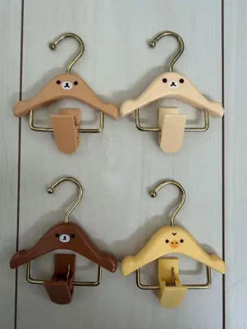 리락쿠마 이츠리라 행거 4개 세트