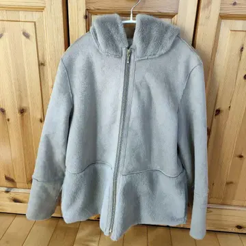 [ 새상품급 ] KEYUCA 후드 부착 무스탕 코트 그레이지