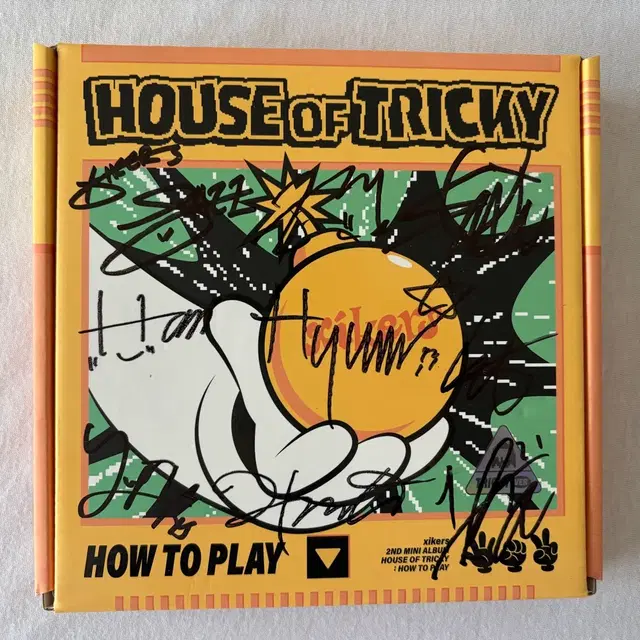 싸이커스 [ HOUSE OF TRICKY ] 비매 싸인앨범