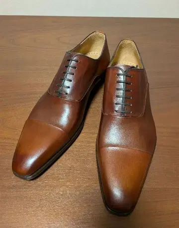 MAGNANNI 마그나니 스트레이트 팁 드레스 슈즈 44 CAOBA