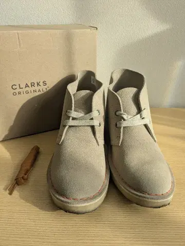 클락스 데저트 부츠 23cm 베이지 스웨이드