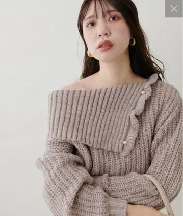 새상품급* 펄 x 프릴 터틀 니트 풀오버 내추럴 꾸뛰르