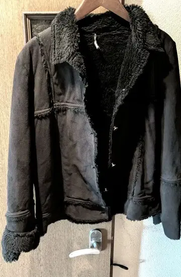 MOUTON VINTAGE 무스탕 코트 BLACK