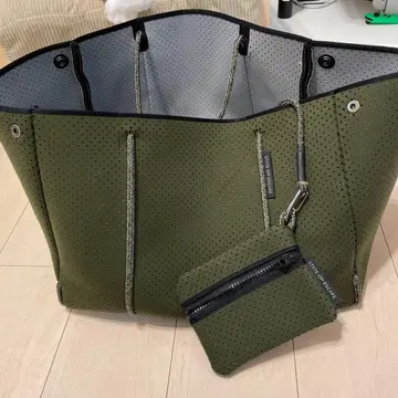 인기 컬러 올리브 그린 메쉬 토트백