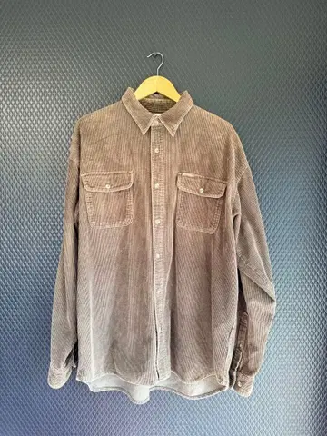 베이지 코듀로이 버튼업 셔츠