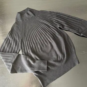 ELENDEEK 엘렌딕 캐시미어 혼방 니트 프리 사이즈 블랙