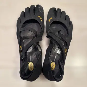 Vibram 발가락 양말 스니커즈 EU40/USA8-8.5 블랙