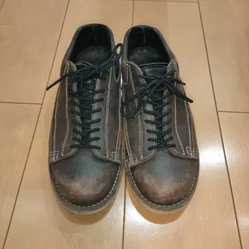 Danner 브라운 가죽 스니커즈