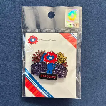 [ 미개봉 새상품 ] EXPO2025 미야쿠미야쿠 대지붕 링 핀 배지