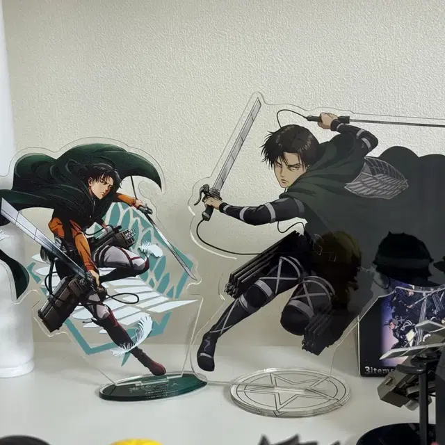 진격의 거인 리바이 아크릴 스탠드