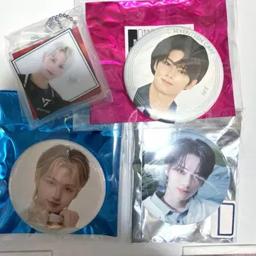 SEVENTEEN 준 캔뱃지 아크릴 키링 세트