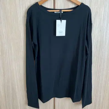 택 포함 미사용 새상품 이번 시즌 보트넥 소프트 풀오버 블랙