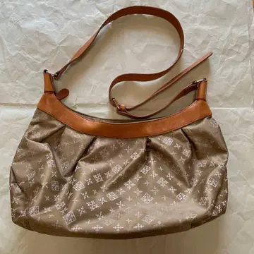 russet 러셋 숄더백