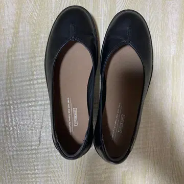 아킬레스 소르보 블랙 플랫슈즈