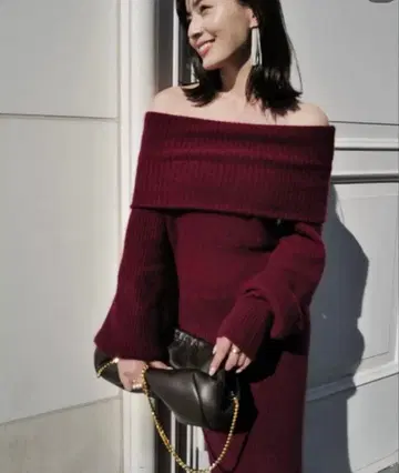 어뉴앙스 오프숄더 내로우 니트 원피스 보르도 s