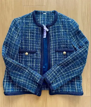 Mila Owen 패치 포켓 골드 버튼 숏 트위드 자켓