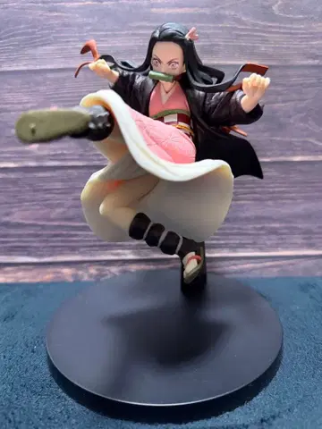 귀멸의 칼날 카마도 네즈코 피규어