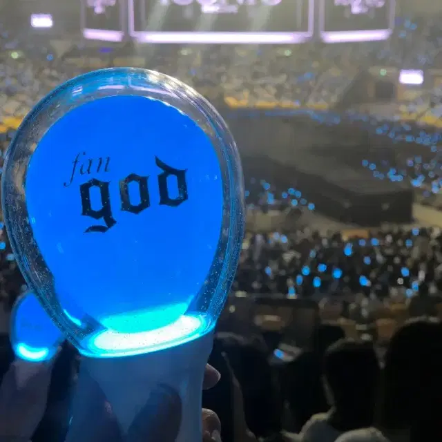 (1회사용)(건전지포함,풀박) god 지오디 하풍봉 응원봉 1개 판매