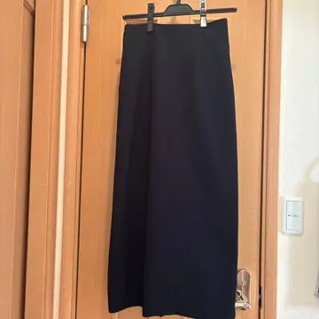 유나이티드 애로우즈 다크 네이비 타이트 스커트 36