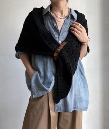 Dou Dou 삼각형 스톨 블랙 미사용 이번 시즌