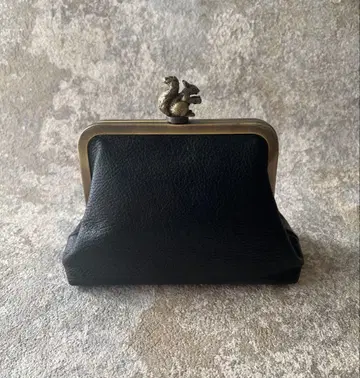 천연 가죽 가마구치 다람쥐 블랙 블랙